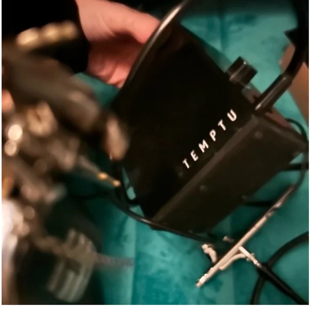 Temptu Airbrush makeup system